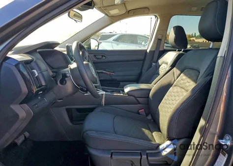 2025 Nissan Pathfinder S z USA, uszkodzony, nr VIN 5N1DR3AA0SC296540